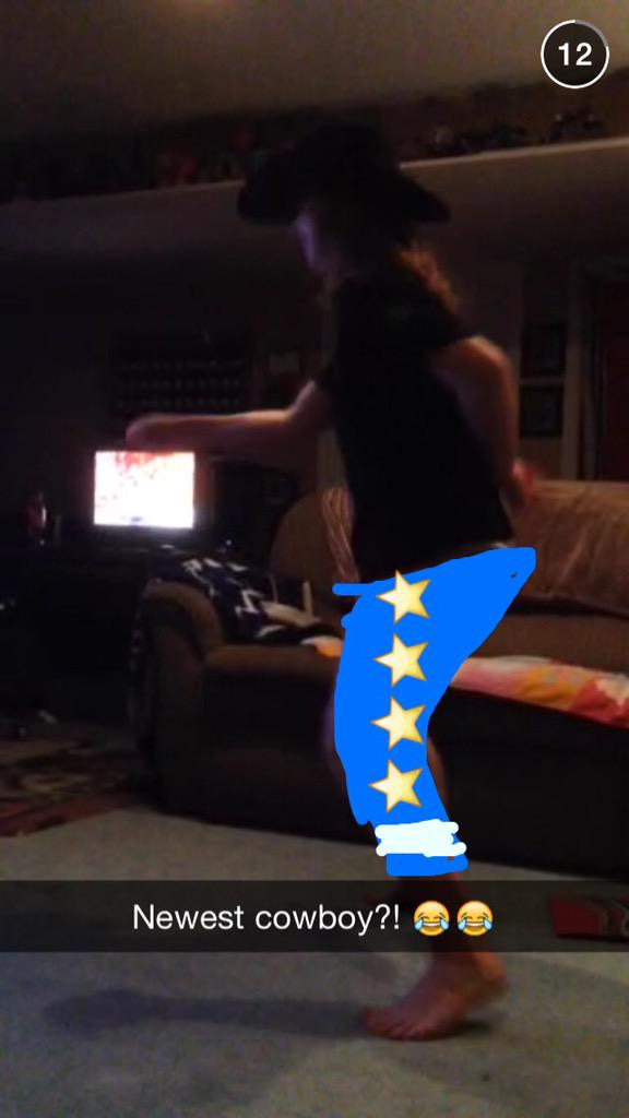 KaylaBittner's tweet photo. @channycoco @CountryHick1524 @chays_ruddy http://t.co/14NgkzPTwq