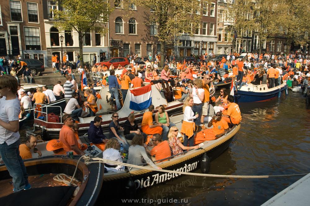 амстердам тюльпаны фестиваль 2018. фестиваль в амстердаме 2021. Kingsday в голландии. голландцы. голландские новости.