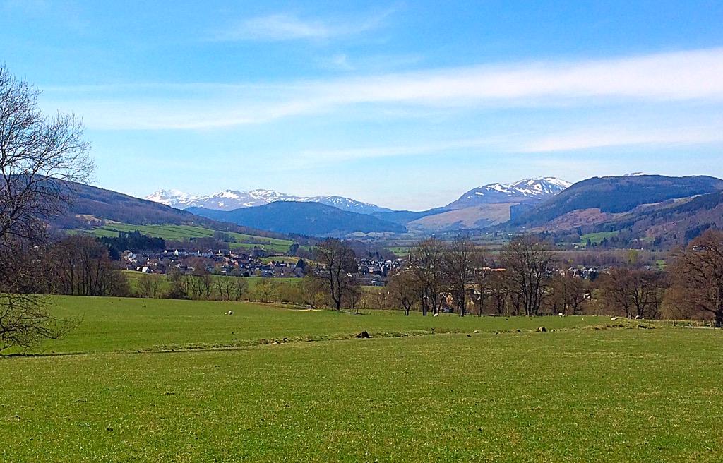 SalmonHse's tweet photo. @EAberfeldy @sykescottages @welcomescotland @mvscotland view of Aberfeldy from bestshop Spirit of wood http://t.co/4ltK63s03Z