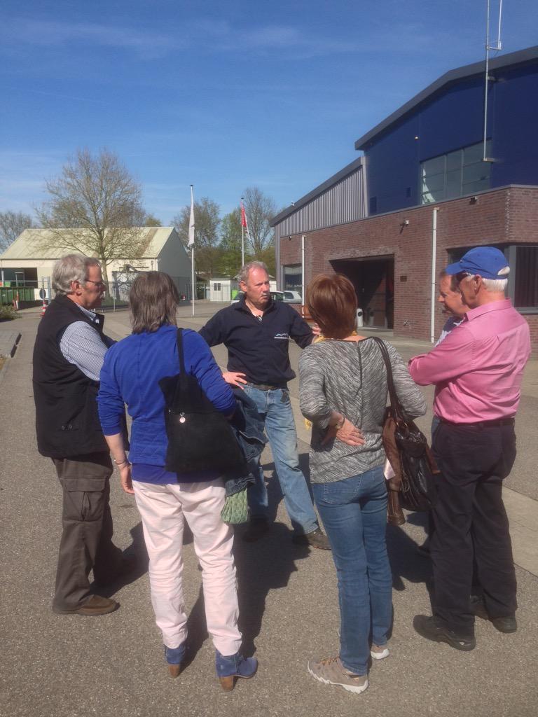 willemgradisen's tweet photo. Nuttig om met personeel @MookMiddelaar eigen ondernemers te bezoeken: De Plataan @PlusVoetMook NedCoat @BrandweerMook http://t.co/3dLrHJxoc2