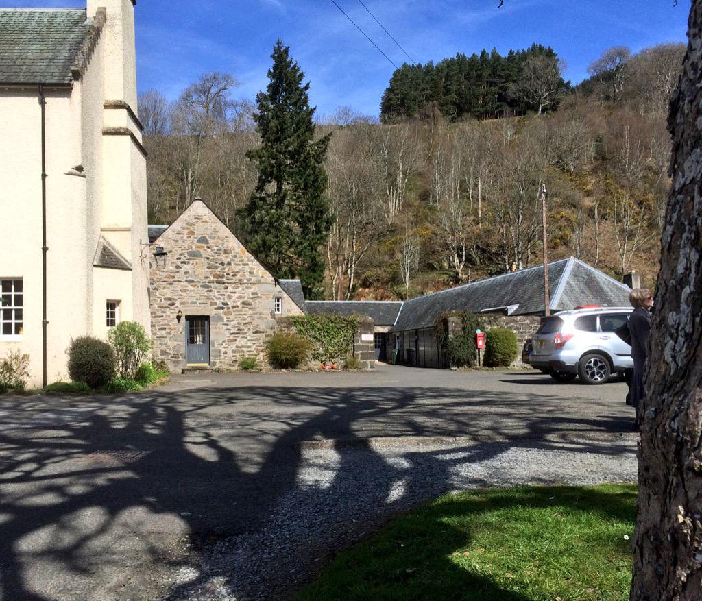 April #sunshine <a href="/SalmonHse/">Fortingall Salmon</a> Fortingall Magic. <a href="/sykescottages/">Sykes Holiday Cottages</a> <a href="/welcomescotland/">Welcome to Scotland</a> <a href="/IdyllicBadby/">Bunkers Hill House</a>