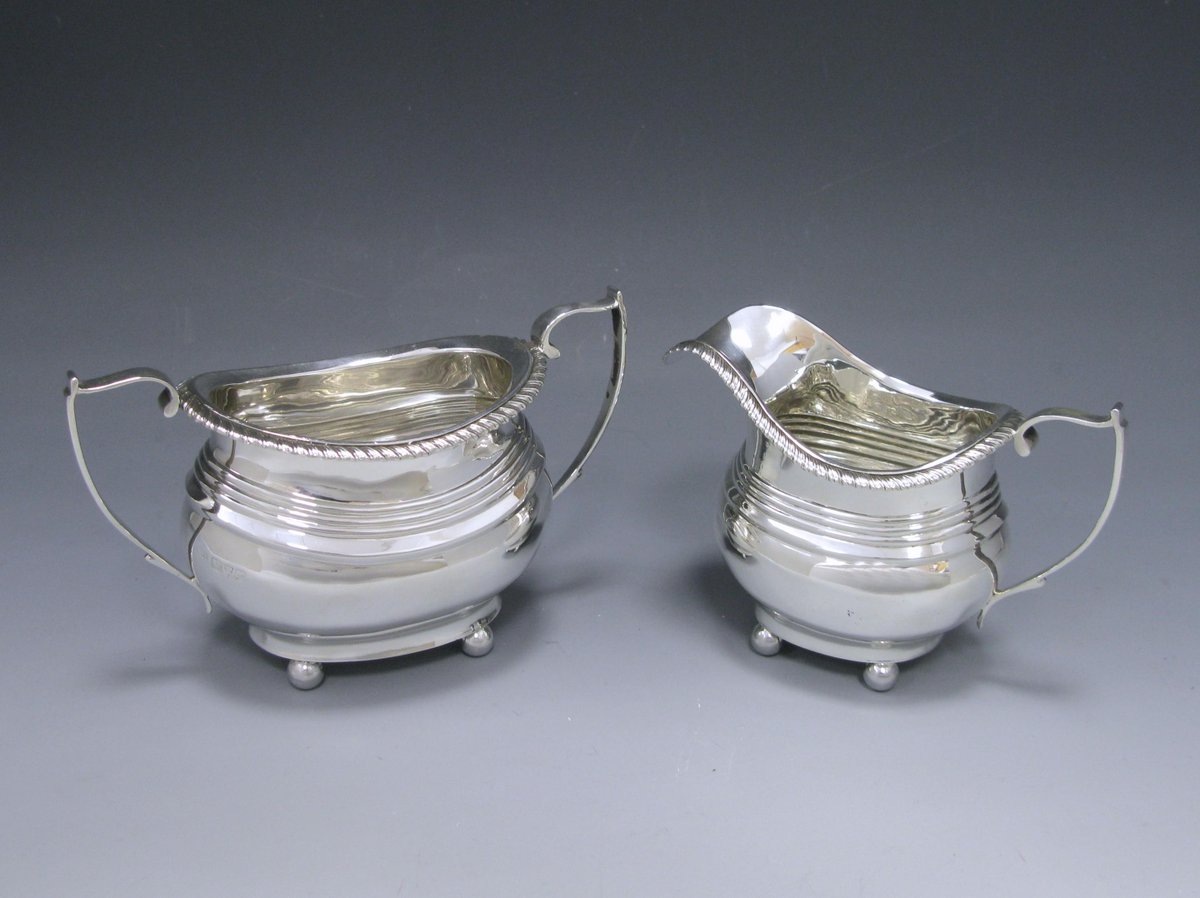 WWalterSilver's tweet photo. Sugar and Cream from 1915! #silver #antiques #silvervaults http://t.co/WTSOguwUHS