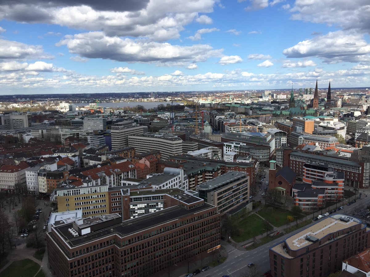 TorinoTweeters's tweet photo. A view of the beautiful city of #Hamburg #Germany http://t.co/50FJRrJ9tI