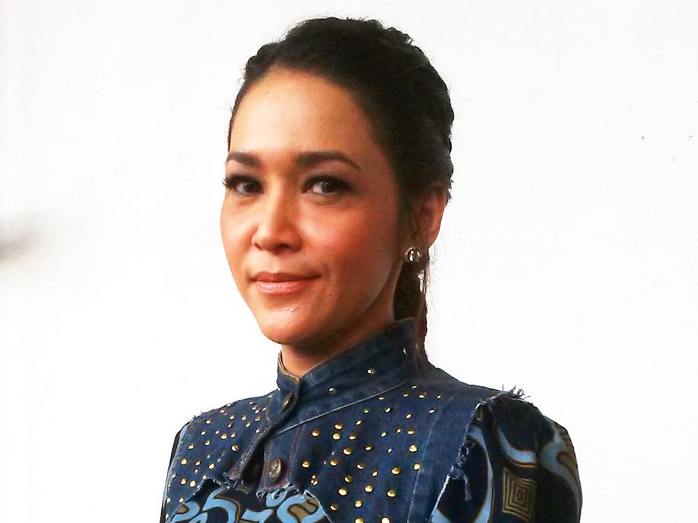 detikhot's tweet photo. Maia Estianty Ingin Diperistri Seorang Menteri http://t.co/dQt0pO8oMf http://t.co/JWOkEPBEc1