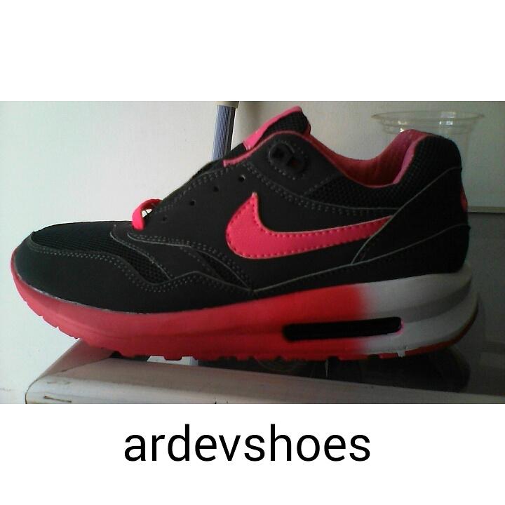 ArdevShopID's tweet photo. Nike Airmax Lunar Woman. TERMURAH Kualitas Sama. only Rp190.000  uk.37 - 40 👟👟 #suppliersepatu #nikemurah (Foto asli) http://t.co/KK2LmaZxjE