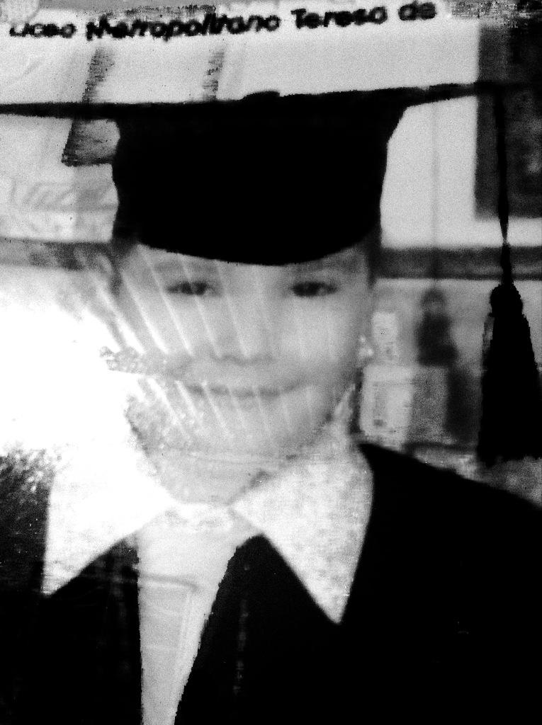 FConstruyendosu's tweet photo. Ahora Keissy es un angelito en el cielo, dale fortaleza a su familia terrenal para asimilar su partida, D. E.P. http://t.co/1blv1XAvb8