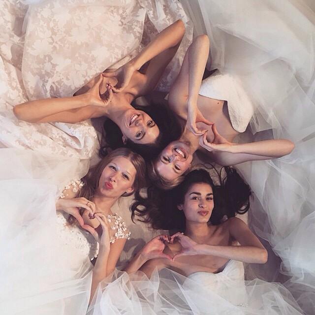 This has to be one of our very favourite #bridalmarket Insta snaps!  #regram @jim_hjelm gorgeous dreamy dresses wit…