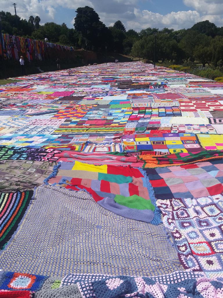 ZeldalaGrangeSA's tweet image. THIS is my South Africa. Where people do something when there is need. Congratulations @Carolyn_Steyn @67Blankets