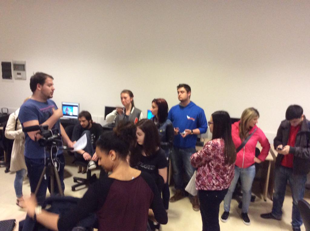 finalprojectmmj's tweet photo. Discussing the plans for today #OurSecretMovie #FinalMovie http://t.co/zeubxrTC4u