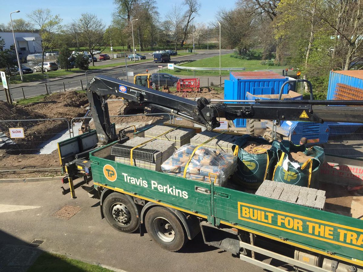 CallumWalkerInt's tweet image. Deliveries being made today so work can start on the under building and sub structure tomorrow...