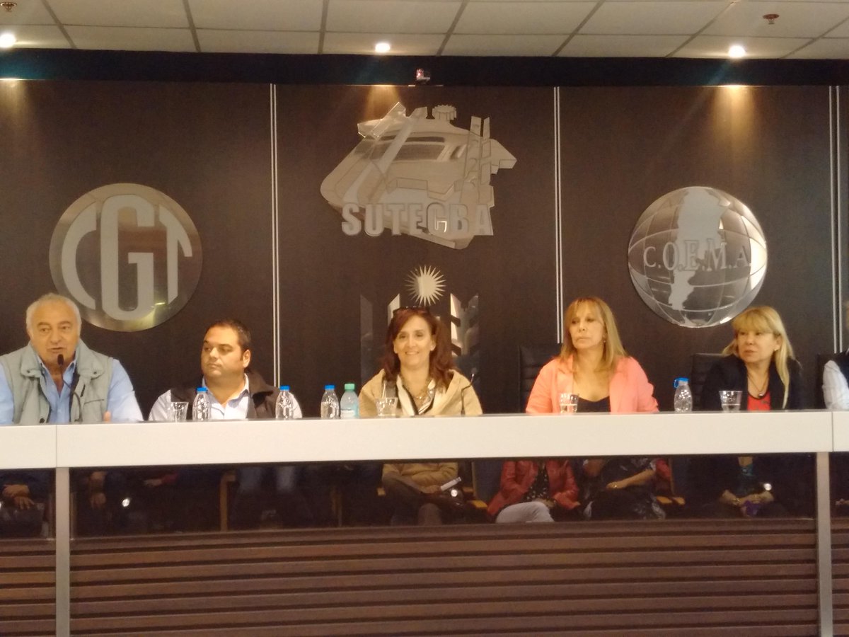 gabimichetti's tweet photo. En la Sede Central de Sutecba, con motivo de charlar con todos los trabajadores de la Ciudad http://t.co/ahRAETa9SO
