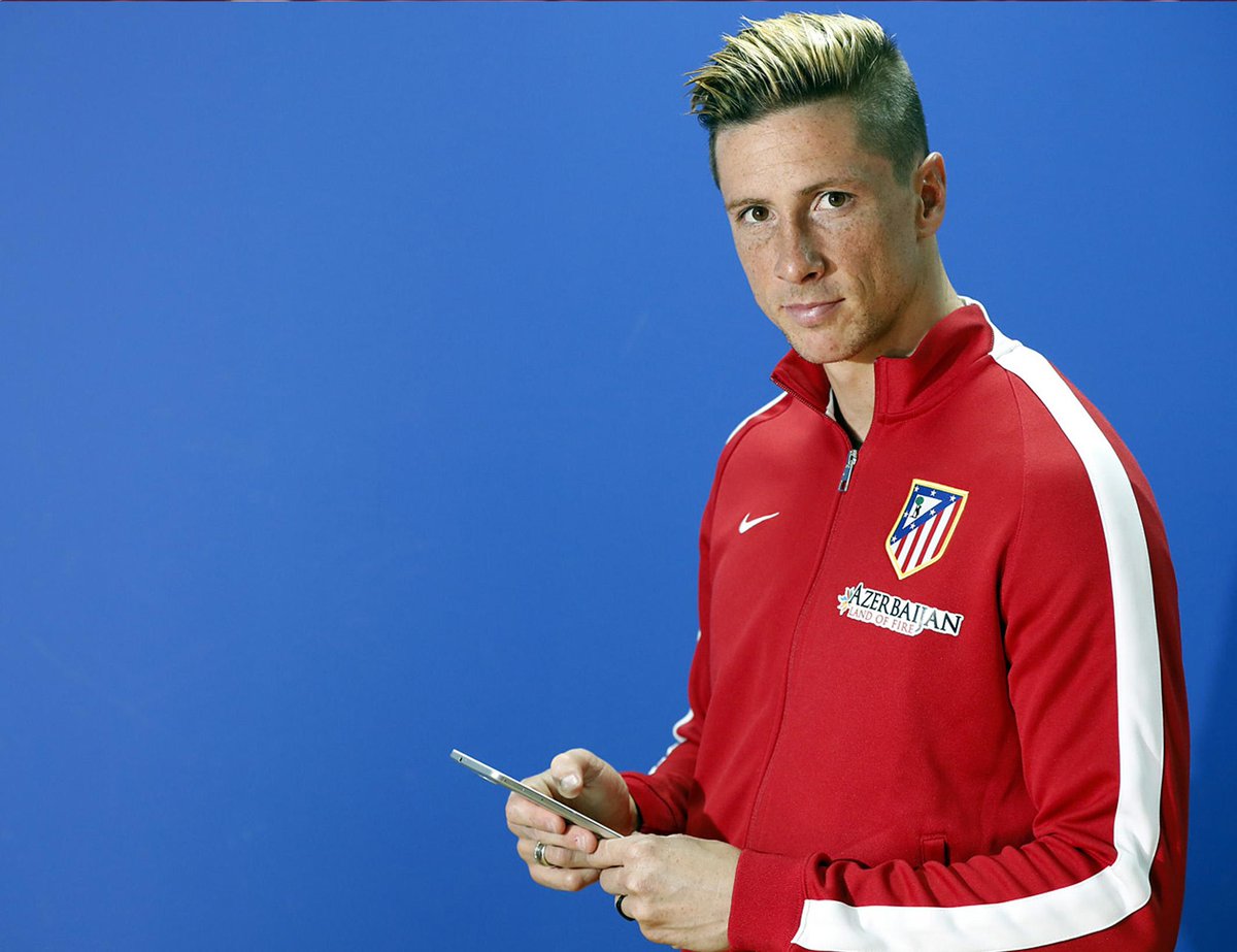 atletienglish's tweet photo. . @Torres is reading your messages. Send yours using #CourageAndHeart! http://t.co/juVfl4b1jx
