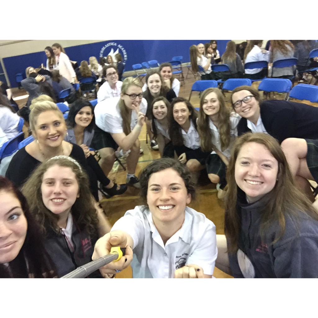 defineurselfie's tweet photo. Great day yesterday speaking to seniors at St. Scholastica!! #defineurselfie http://t.co/xYe8EDPWgI
