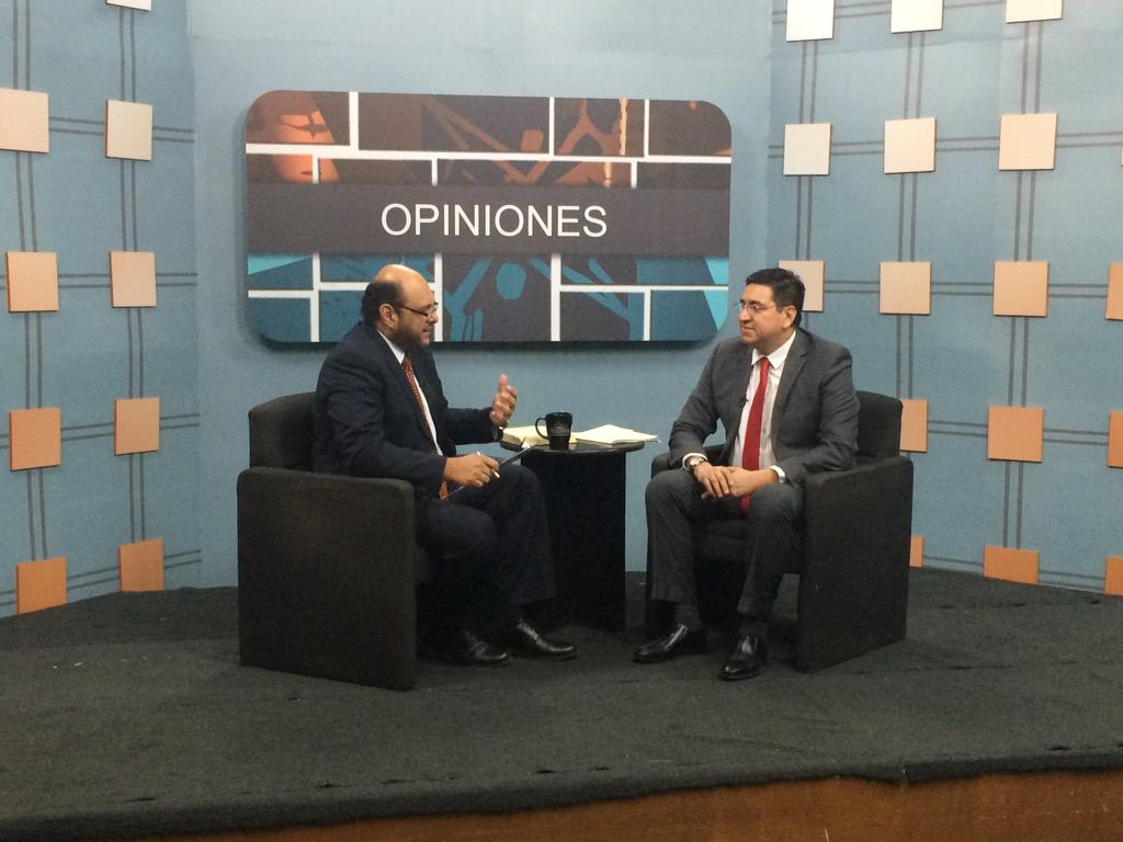 CD_ESA's tweet image. #EnEsteMomento Diputado @douglasavilescd en programa Opiniones de @AgapeTVCanal8 #ConteoFinal #EleccionesSV2015
