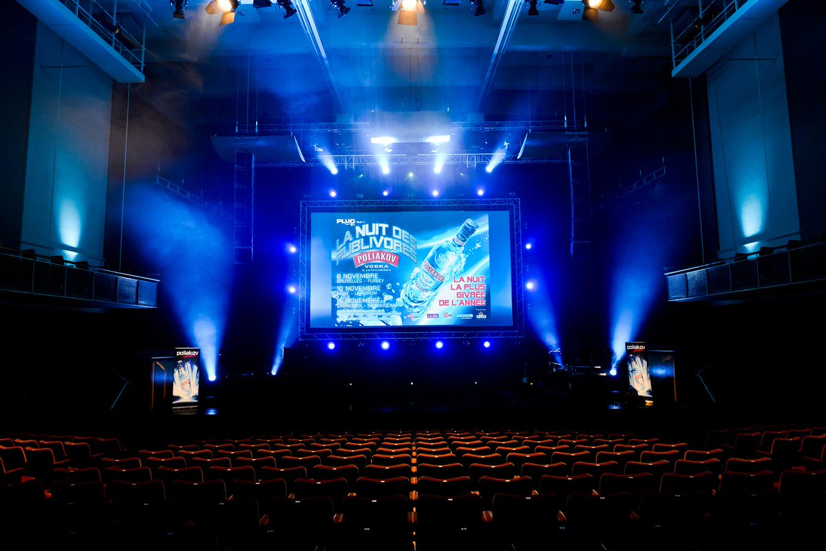 PublivoresBe's tweet photo. Une salle magnifique ! @ Flagey
#NDP2014 #LaNuitDesPublivores2014 http://t.co/4wDaZ5Vv5D