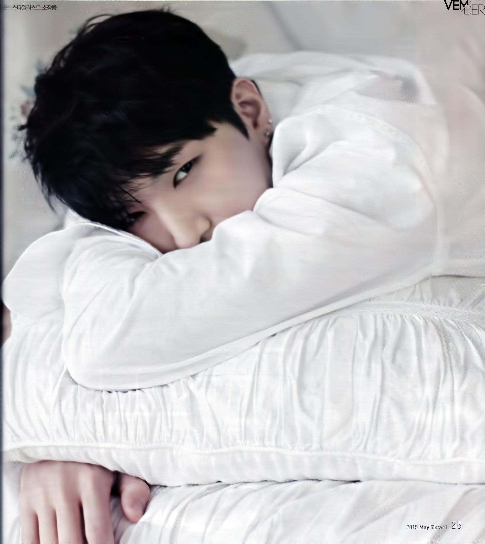 CDHoHvYVEAAw0v7.jpg:large