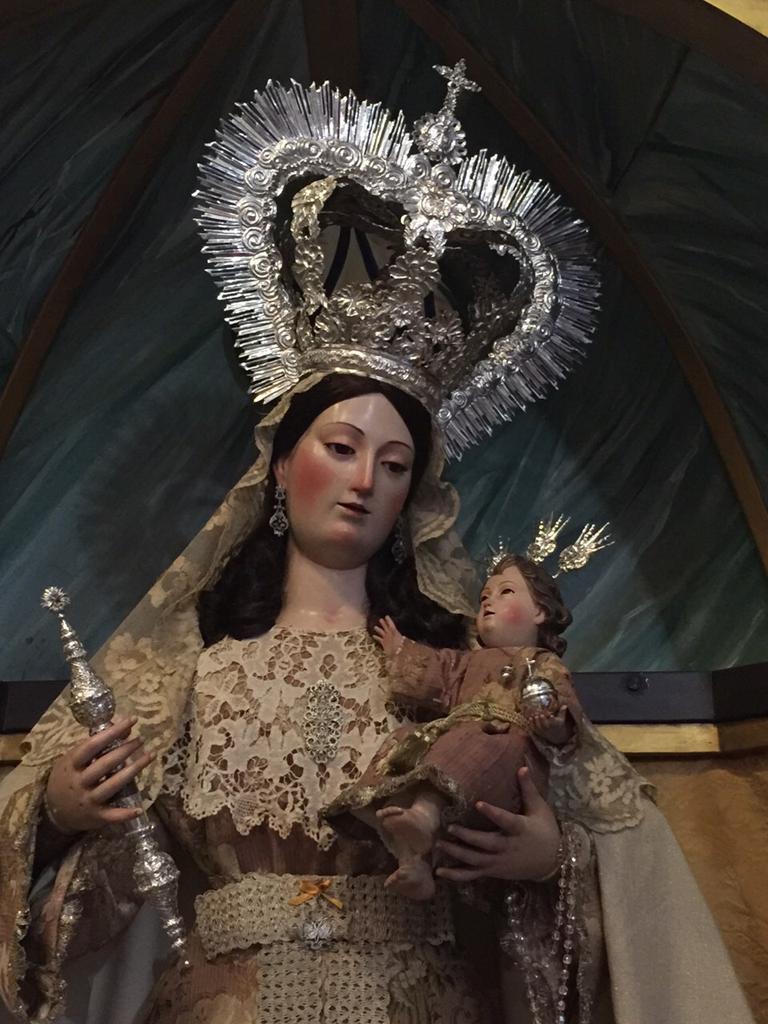 lapasiondesanlu's tweet photo. Nstra Señora de Todos los Santos http://t.co/NWyCVuDo9v