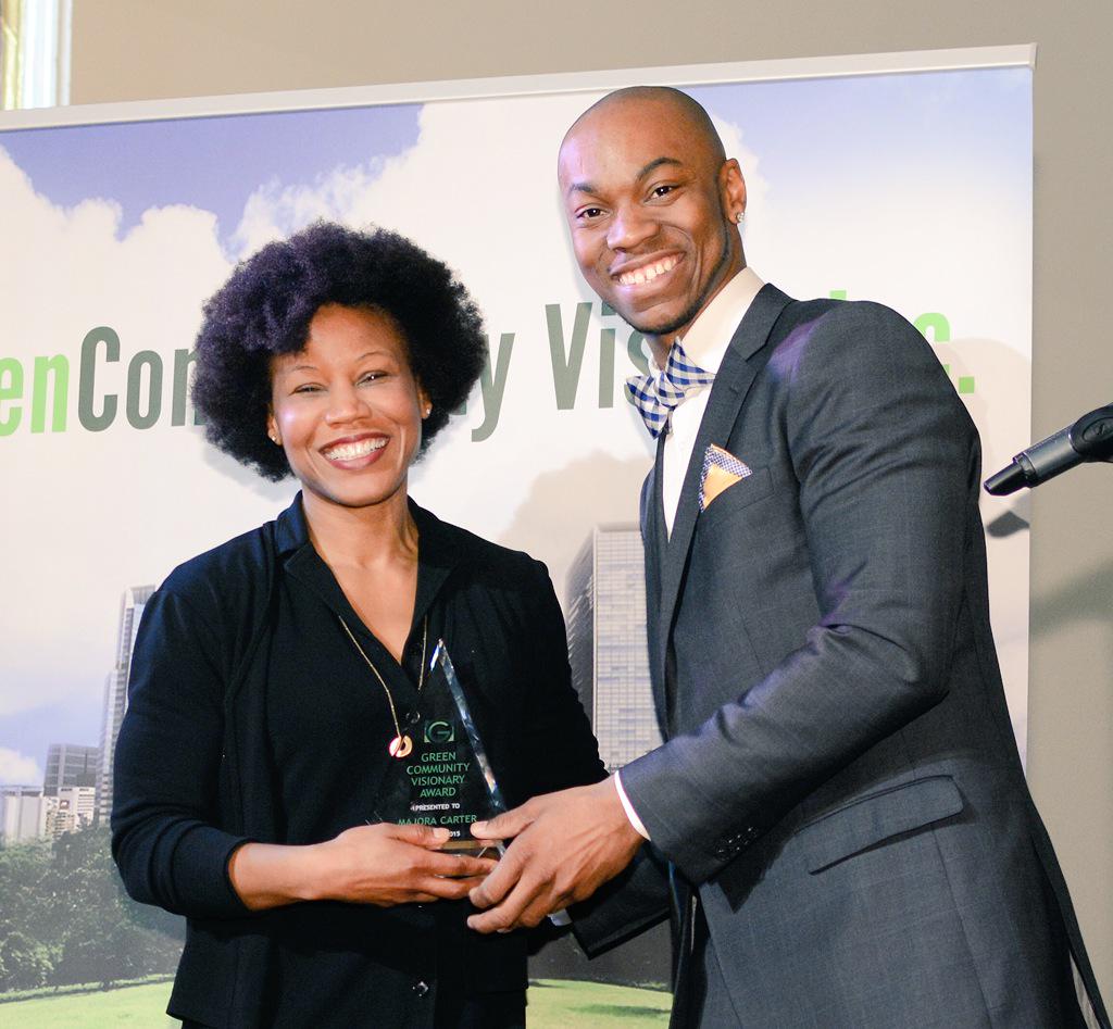 tysonlordgray's tweet image. Presenting @majoracarter w/ the Green Community Visionary Award at @GreenCommVision 1st annual environmental conf.