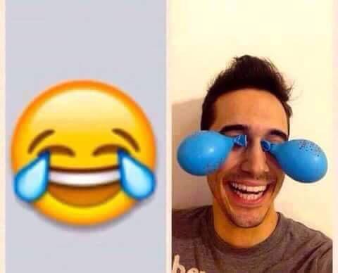 derpeys's tweet photo. If Emojis were real http://t.co/QIsGjpQgde