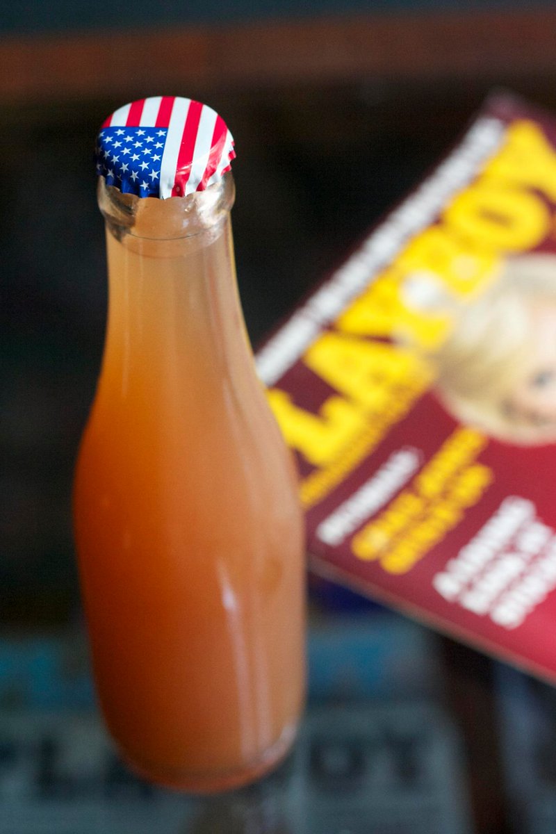 DMKBurgerFish's tweet image. TONIGHT: prices are crashing at @HenrysSwingClub. Everything (excluding shots &amp;amp; bottles) on the menu will be $2.09!