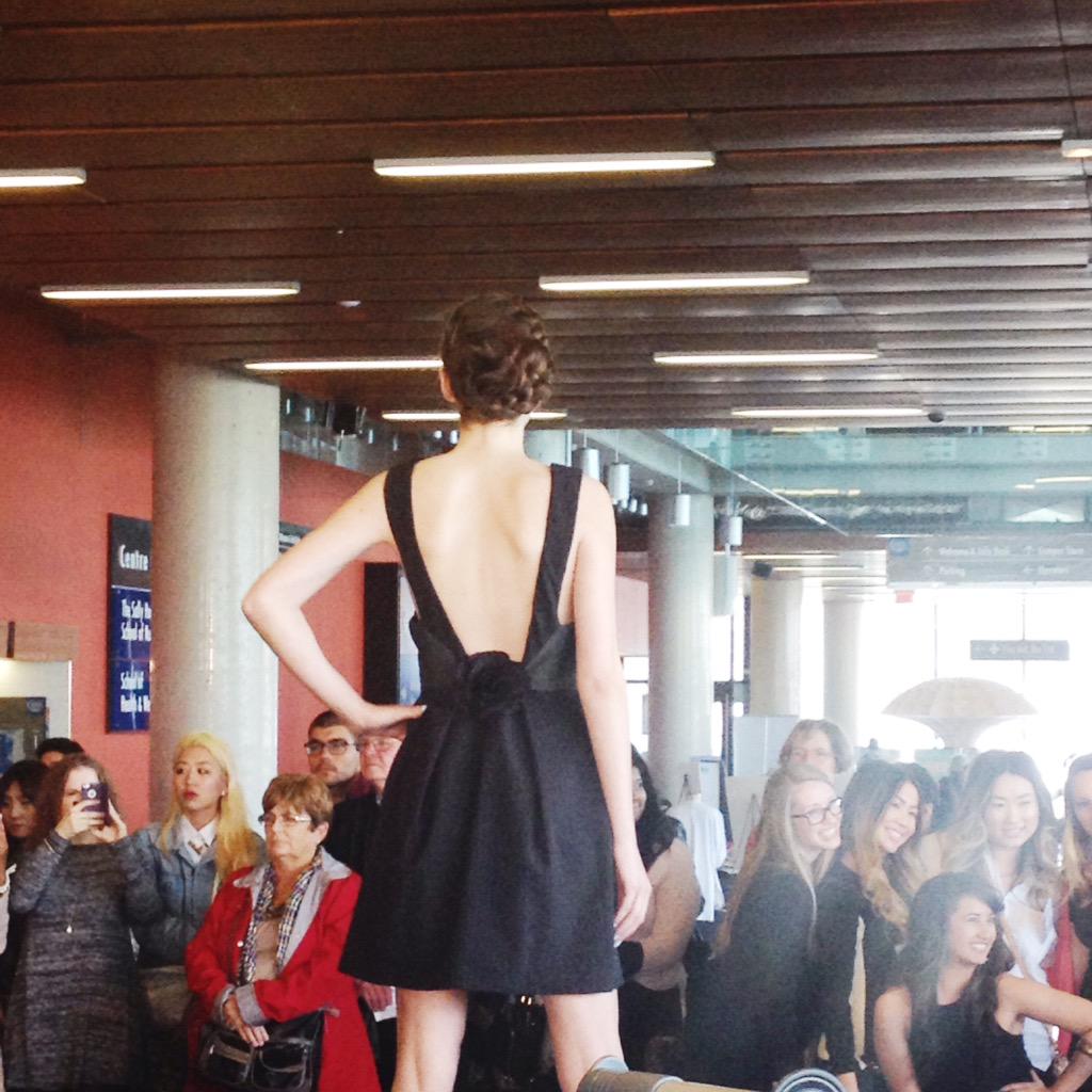 asideofstyle's tweet photo. The back of this dress is really pretty - the rosette was a really nice touch. @GBCollege #Threads2015 http://t.co/w5sWlNh0I1