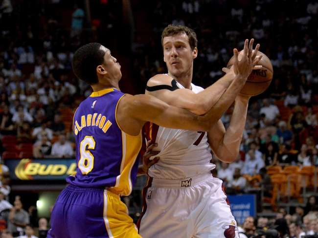 HaotingLiang's tweet photo. Lakers will still consider getting Goran Dragic in this off-season. #326F
http://t.co/LEDhAXe2nA http://t.co/RdJvMzaCsS”