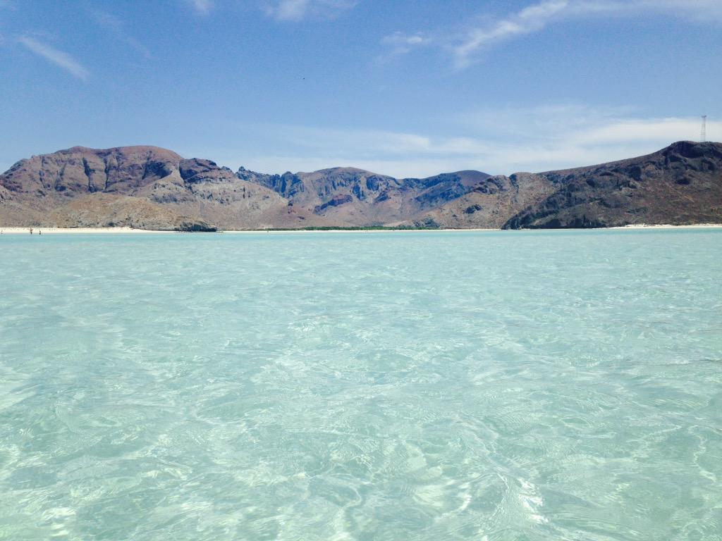 PMAmyAnderson's tweet photo. Ive got the #vacationsoverblues http://t.co/GcEmtFu8qd