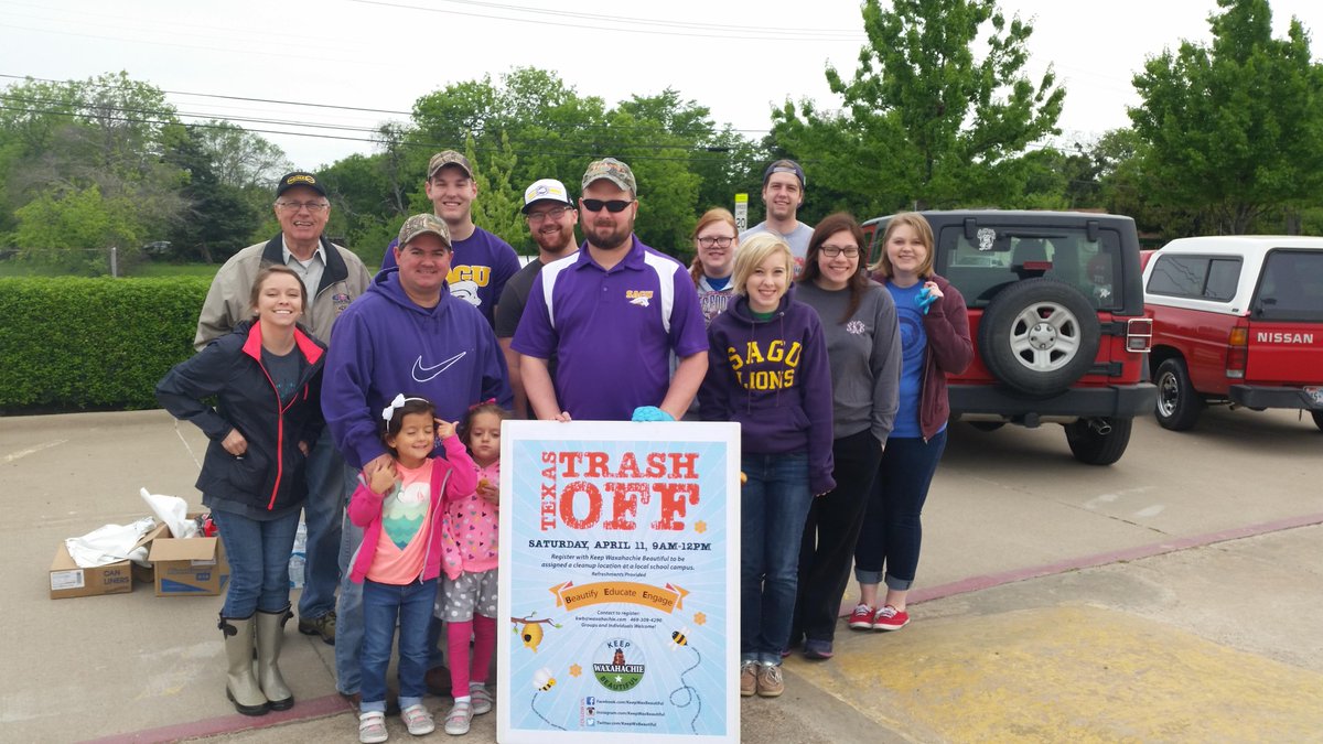 KeepWXBeautiful's tweet photo. The Trash Off was a success! Thanks to @sagu @WaxahachieISD and all other volunteers! #lovewhereyoulivetx @kabtweet http://t.co/uecdT5rDbV
