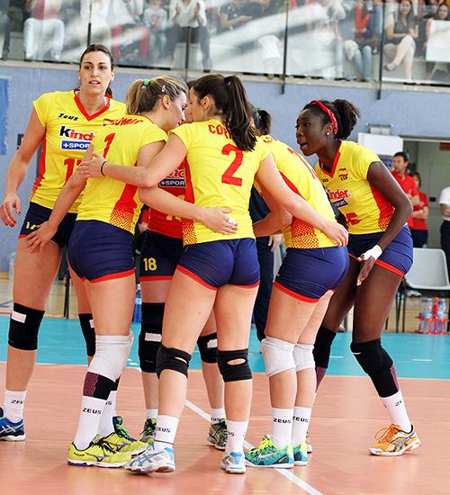 RFEVB's tweet photo. Lista de convocadas de la selección femenina para el amistoso contra República Dominicana. http://t.co/8hqEOfBlIp http://t.co/bnloRI3ib0