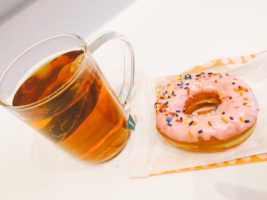 HeirloomPhilly's tweet photo. Good morning tea lovers! Wishing you all a spectacular day! http://t.co/yaSmrqy49W