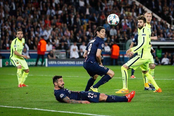 hauserf's tweet photo. Live and Kicking: #Soccer Games to Watch This Week http://t.co/eis7e8nbmH #UCL @FCBayernEN @FCBarcelona http://t.co/FSGc8e3Cxh