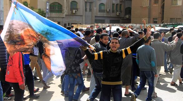20fourMedia's tweet photo. خبراء يرصدون لـ 24 سيناريوهات ا��تحركات الإخوانية عقب الحكم على مرسي
http://t.co/nEXYIxPFyu http://t.co/6N6qwW2bDC