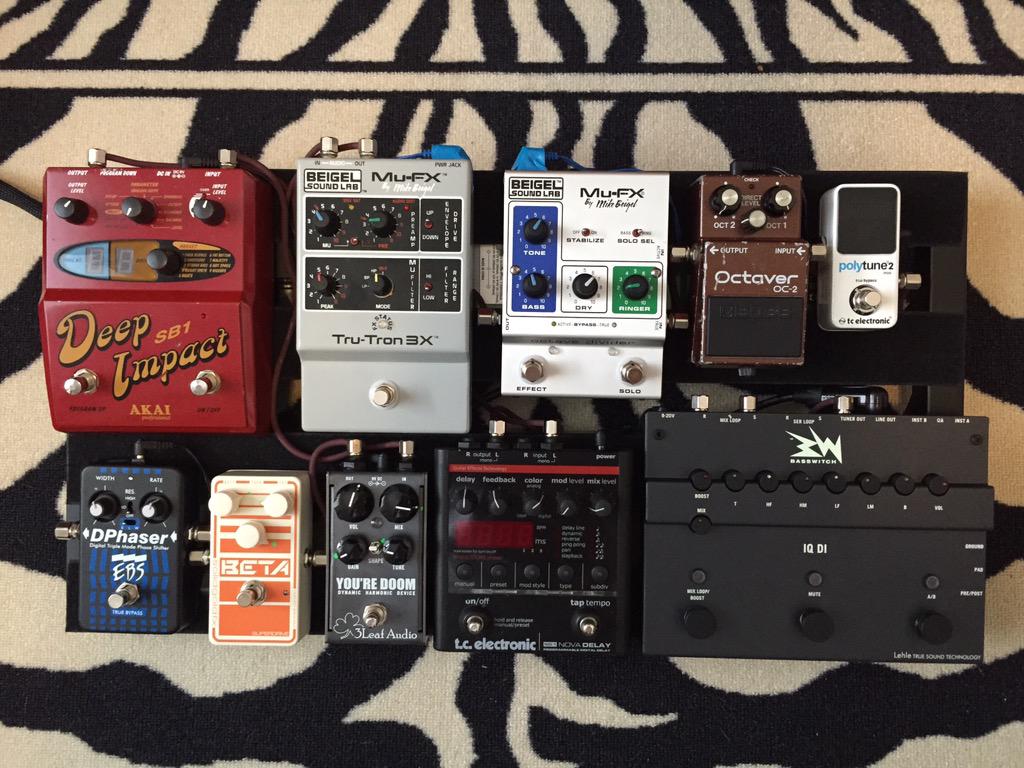 marcuskavanne's tweet photo. #mypedaltrain #bassswitch #tcelectronic #bosspedals #mu-fx #akaideepimpact #3leafaudio #solidgoldfx #ebspedals #mono http://t.co/rTPalTNLNH