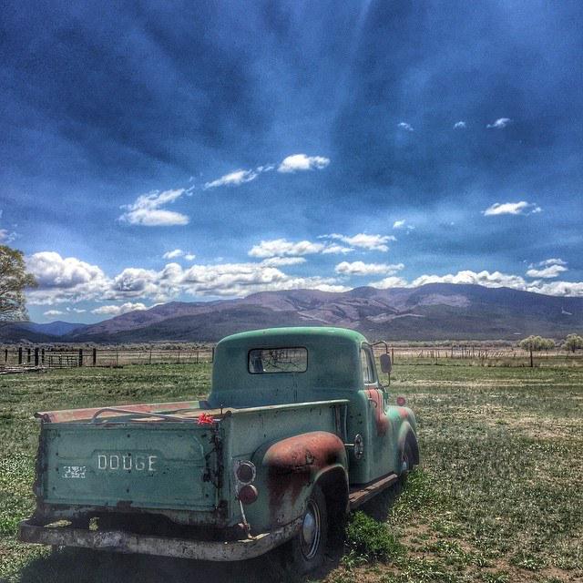VisitTaos_NM's tweet photo. Springtime in Taos! #NewMexicoTRUE #Taos http://t.co/n56MrLwU67