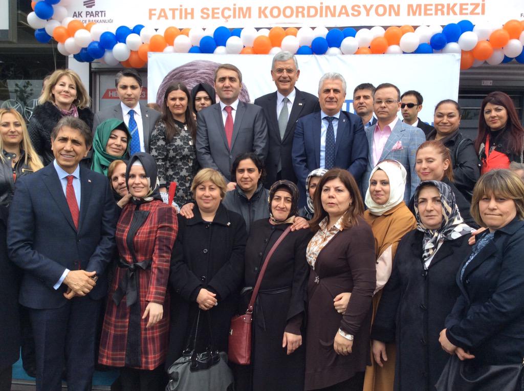 İşte gücünü milletten alan, milletle birlikte yürüyen bu büyük ailenin neferleri... <a href="/AhmetHamdiGork/">Ahmet Hamdi GÖRK</a> <a href="/SelimTemurci/">Dr. Selim Temurci</a>