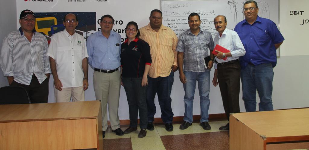 AlcaldiaValera's tweet photo. @AlcaldiaValera y Cbit acrdaron impulsar el centro de formación tecnológica @BernardoRausseo @trafficVALERA http://t.co/aClGzfMH21