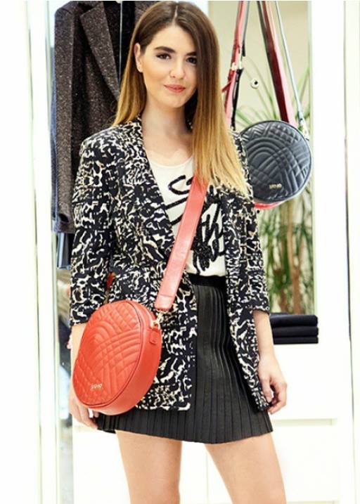 elif33i's tweet photo. kahretsin çok tatlı............. http://t.co/sUc4uz1peX