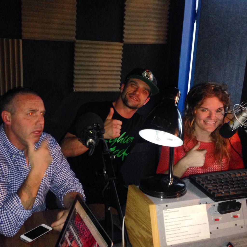 CazWeLoveSpain's tweet photo. the surprise guests @ciarangriff83 @dazjones68 @bsoa2013 we love these guys @KarinAlbinsson tune in now @FabRadioInt http://t.co/eqvZYb6r5e