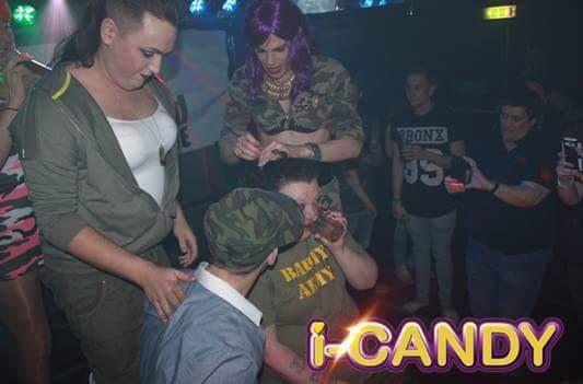 cfieldpride's tweet photo. Pride fundraiser.. Andrea raised ova £500 to hve her hair shaved off! N donated the hair to cancer charity. Luv her) http://t.co/na0VYOpngD