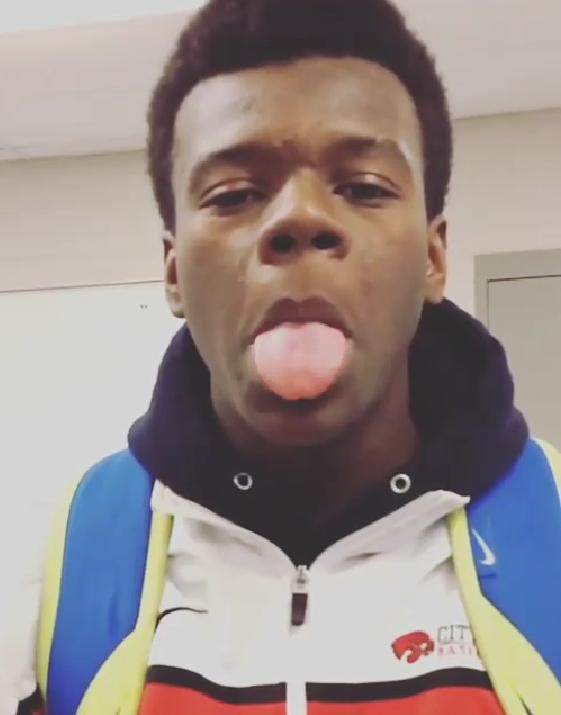 TRex_Thompson's tweet photo. Happy birthday bro #wavychips 😈😂 @scooterhickman http://t.co/VgD29B501m