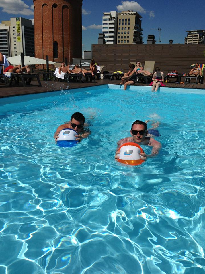 7thingsmedia's tweet image. Looking forward to the @eusearchawards tomorrow - hopefully @oneilbj won't burn as much as the last one in Barcelona!