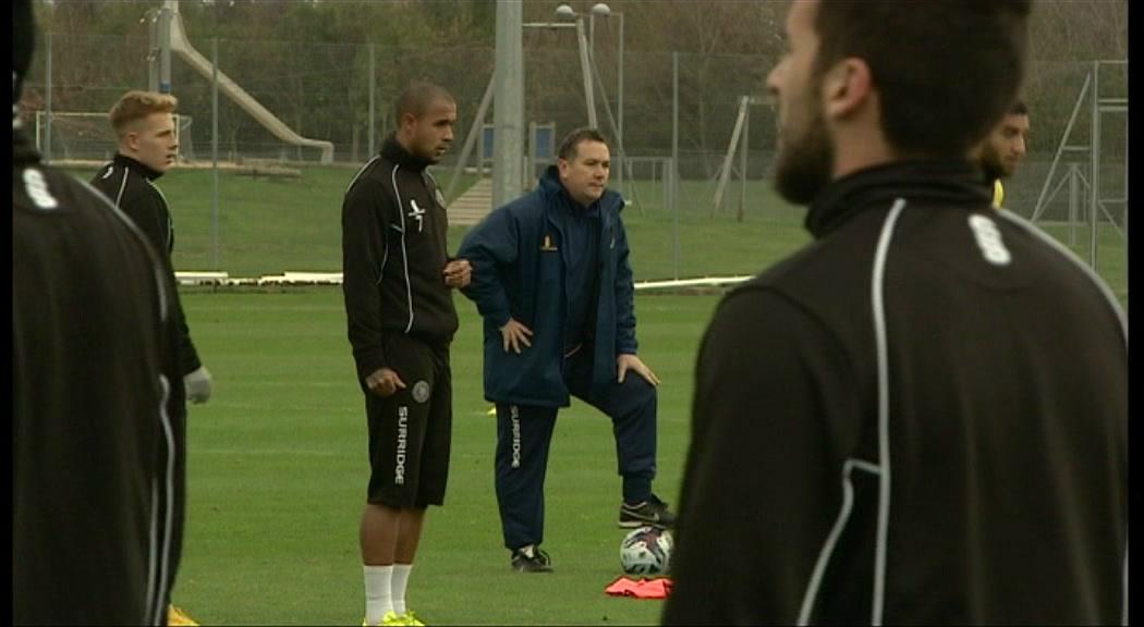 IanDWinter's tweet photo. Foot on ball, eye on promotion! @MellonMicky knows @SkyBetLeague1 beckons @Shrewsweb if Bury draw v Southend tonight http://t.co/mlBRpm5jbU