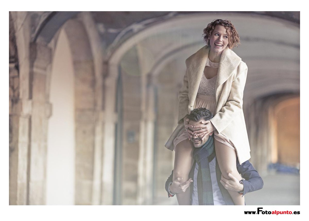 Este reportaje tuvo premio. Fotos de ensueño en #Paris y de #preboda.

ow.ly/LUIbD