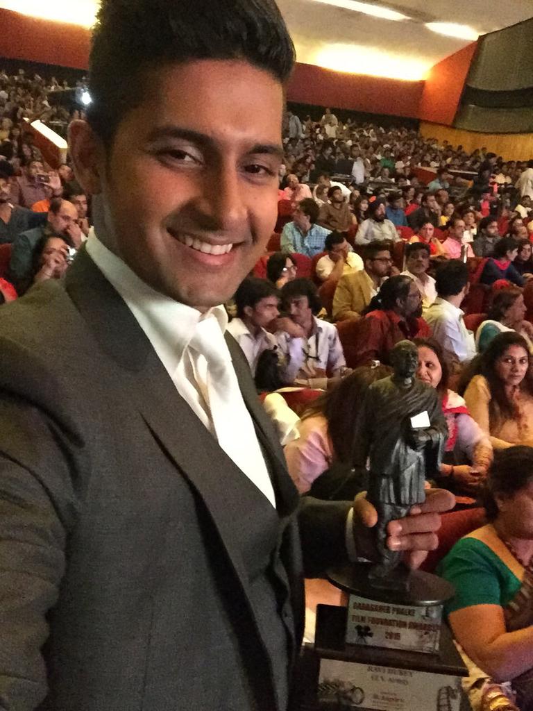 Embedded image permalink