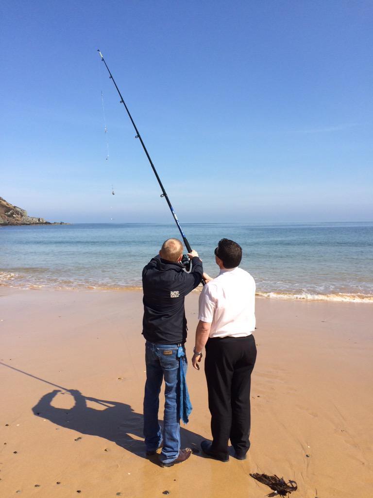 @DonegalTours Working hard or hardly working? #Inishowen at Kinnego Bay @discoverirl @barrabest