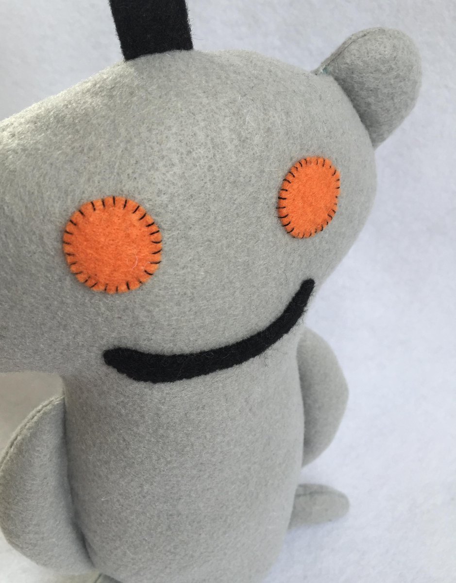 sepiastitch's tweet photo. reddit lovers, this #snoo is for you! #sepiastitch #reddit #redditalien
https://t.co/PTGhXK2HJI http://t.co/i5dId9a8vy