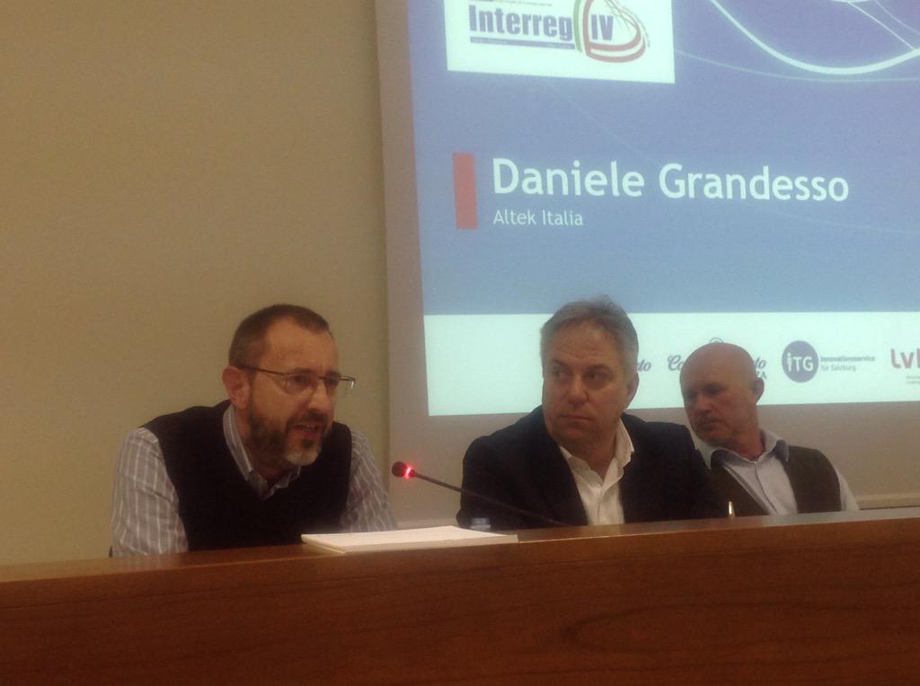 glgortani's tweet image. Altea Italia: articoli di #eco_design per aeroporti e altre aree comuni:
&quot;basilare operare in rete!&quot;
@Progetto_BREF