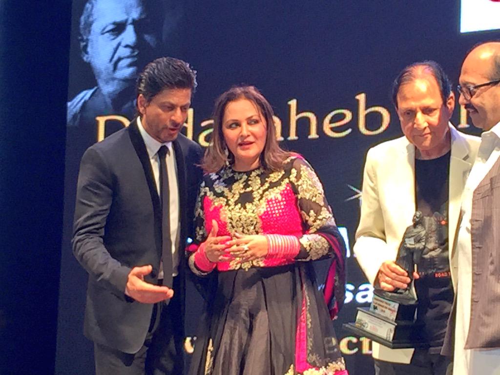 Embedded image permalink