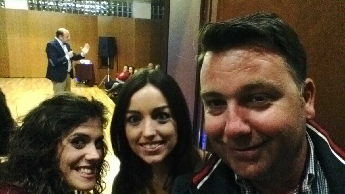 JoaquinAlguazas's tweet photo. #MasRegióndeMurcia. El PP de Alguazas apoyando a @jmolinacieza en su presentación como candidato. #cieza #pprm http://t.co/6hD0dxTfFY