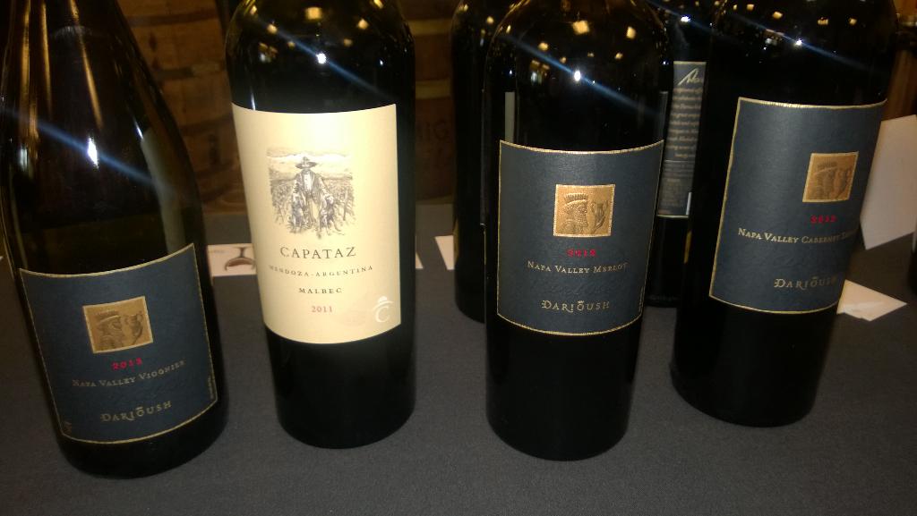 Surls08's tweet photo. I get to pour one of the many best tables in the house! #Darioush #Capataz #wine #CellarSelections http://t.co/mjIJequqO8